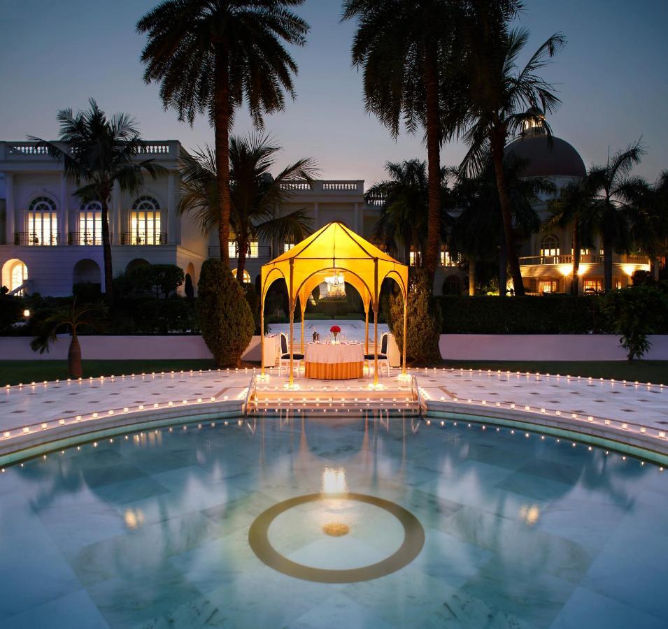 Отель Taj Mahal Лакхнау Экстерьер фото